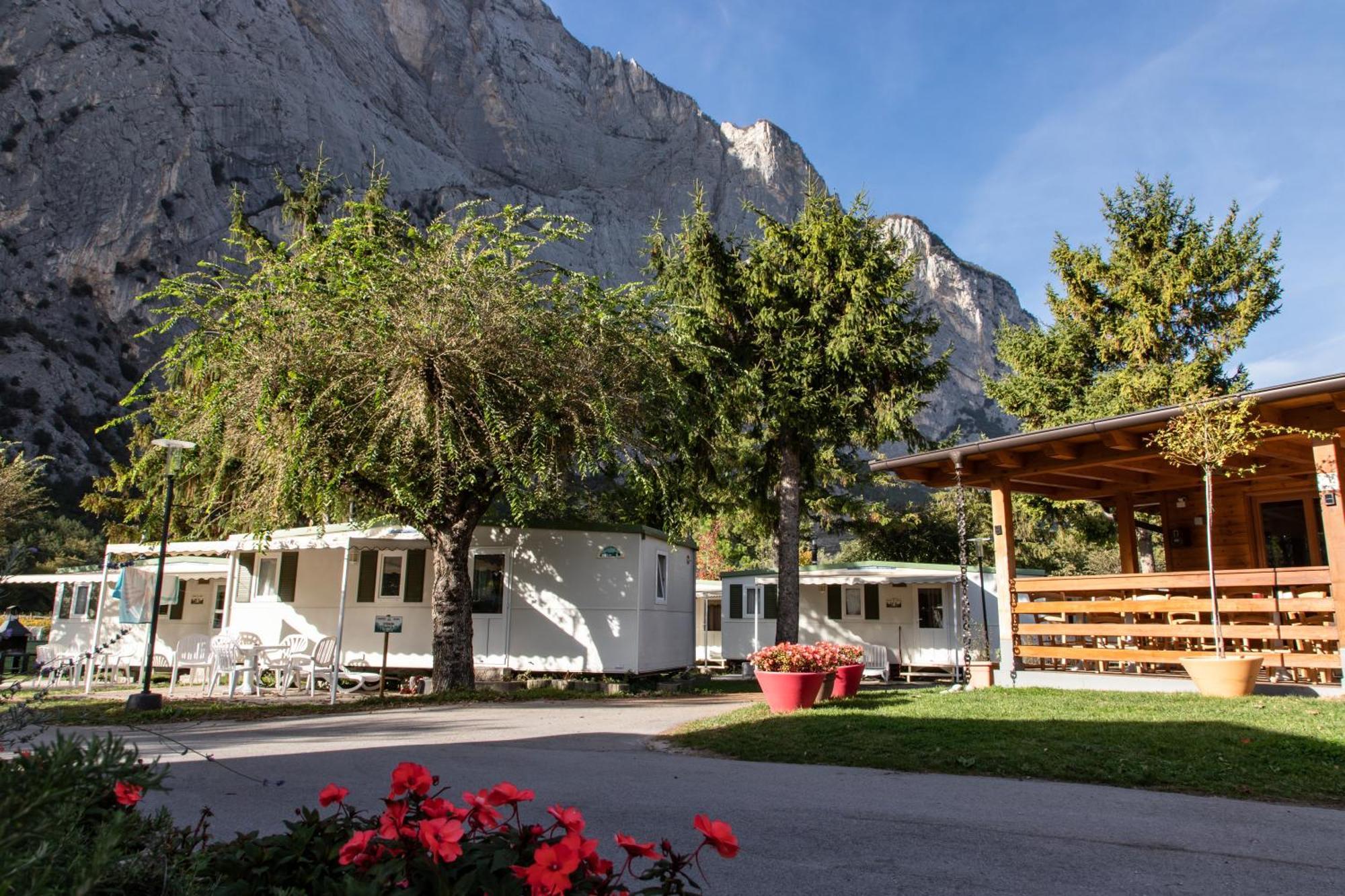 Camping Daino Hotell Pietramurata Exteriör bild
