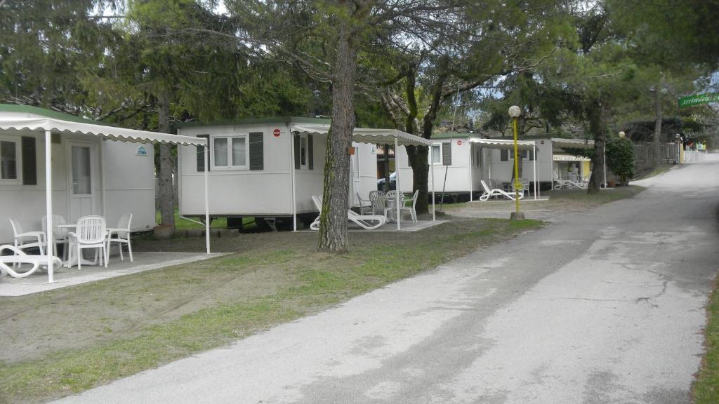 Camping Daino Hotell Pietramurata Exteriör bild